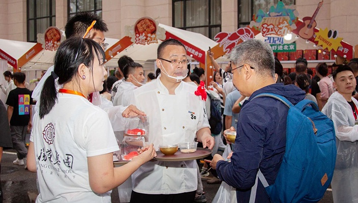 以食為媒，淮揚(yáng)菜品鑒堂受邀參展“北京國(guó)際美食薈”